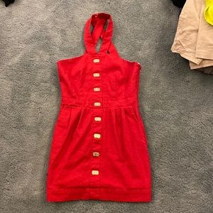 Red dress, w pockets.